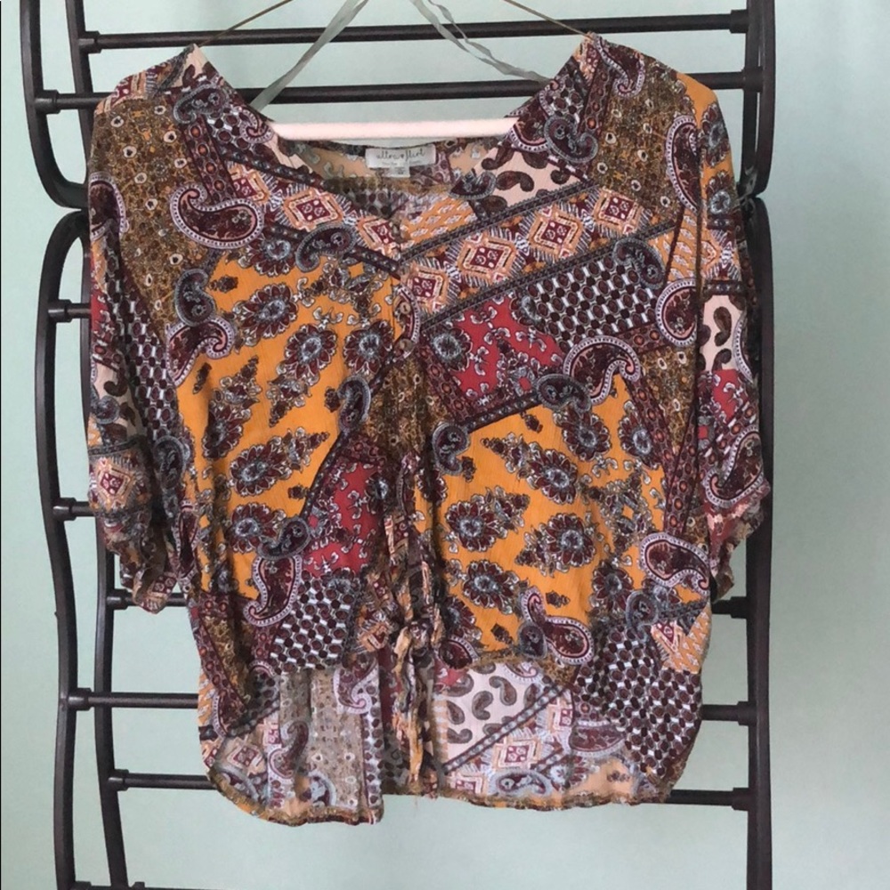Patterned Crop